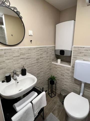 Salt & Soul Apartment เซนญ์ ภายนอก รูปภาพ